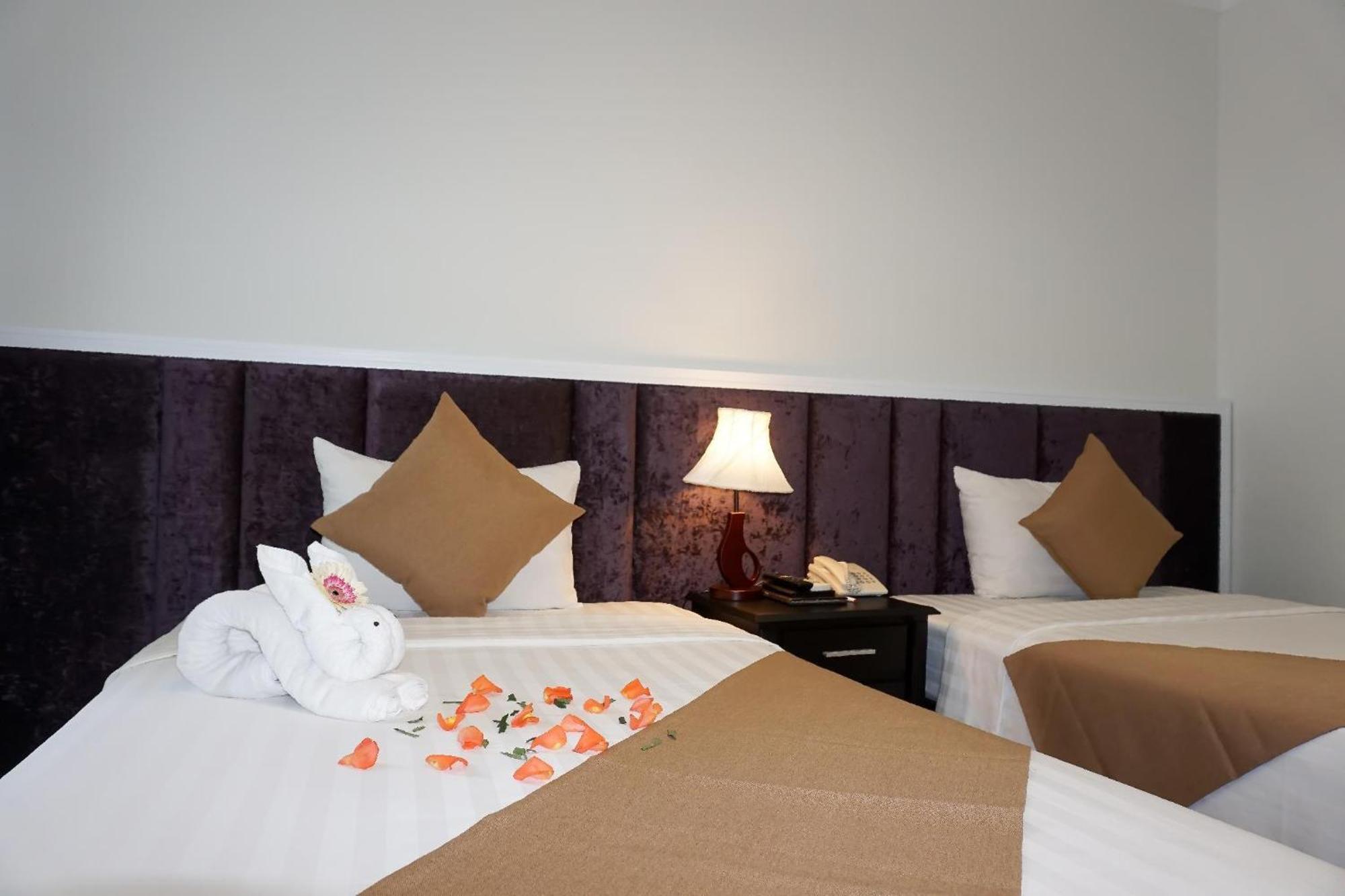 Adina 3 Star Hotel Дананг Екстериор снимка
