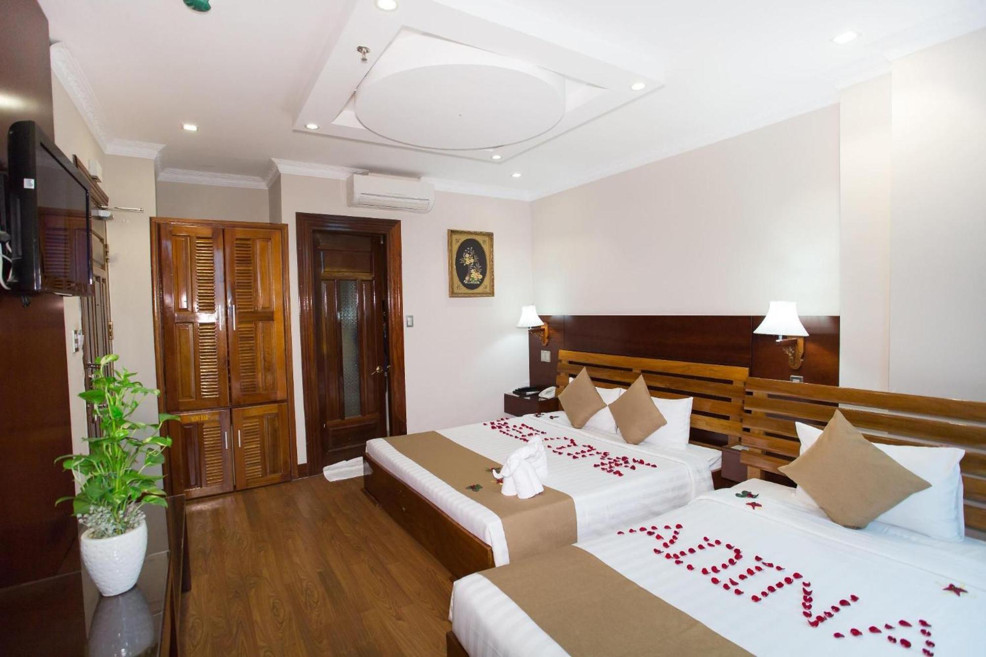Adina 3 Star Hotel Дананг Екстериор снимка